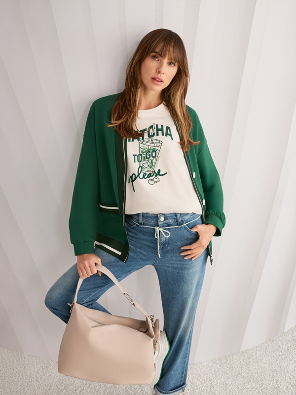 Loose jacket with striped details