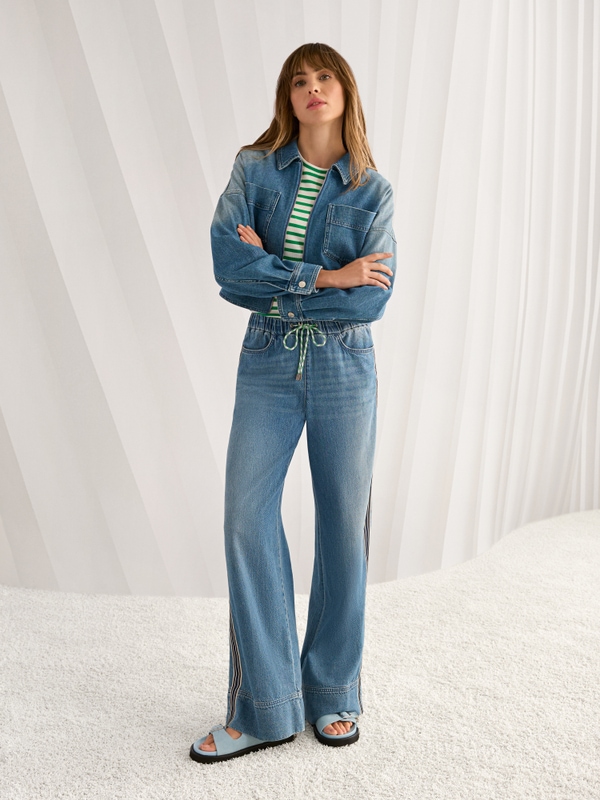 Slim-fit striped shirt