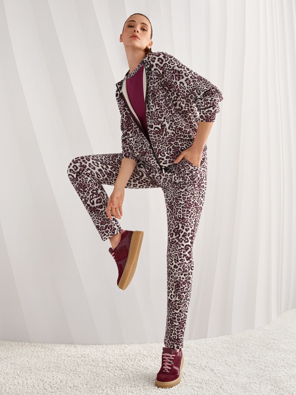 Top with leopard print