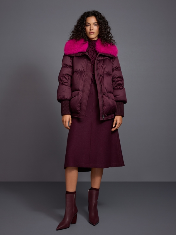 Quilted jacket with fur collar