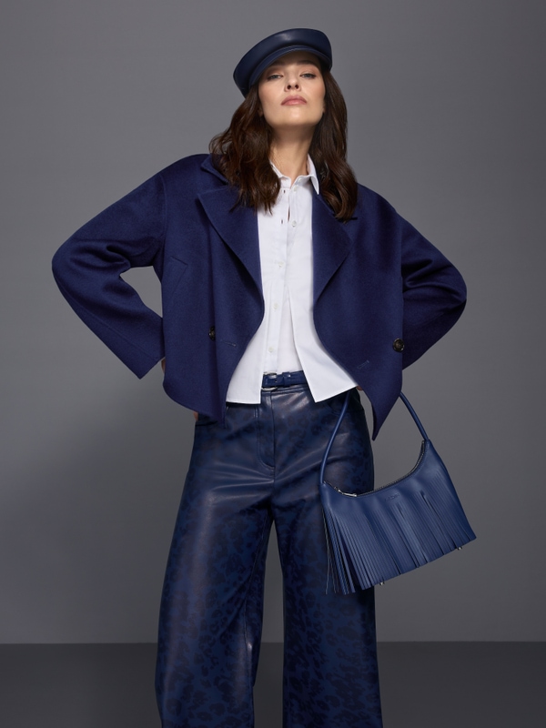 Short wool jacket