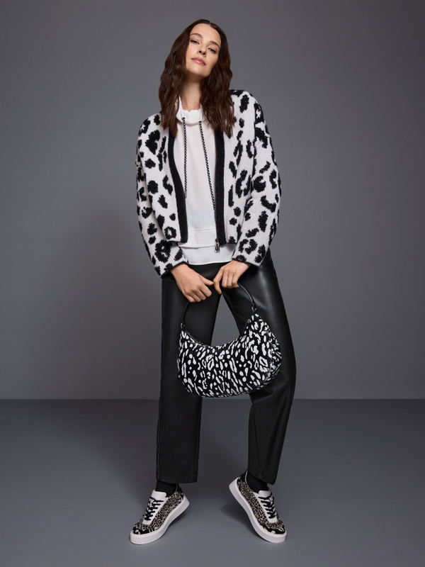 RUMA O-shape trousers