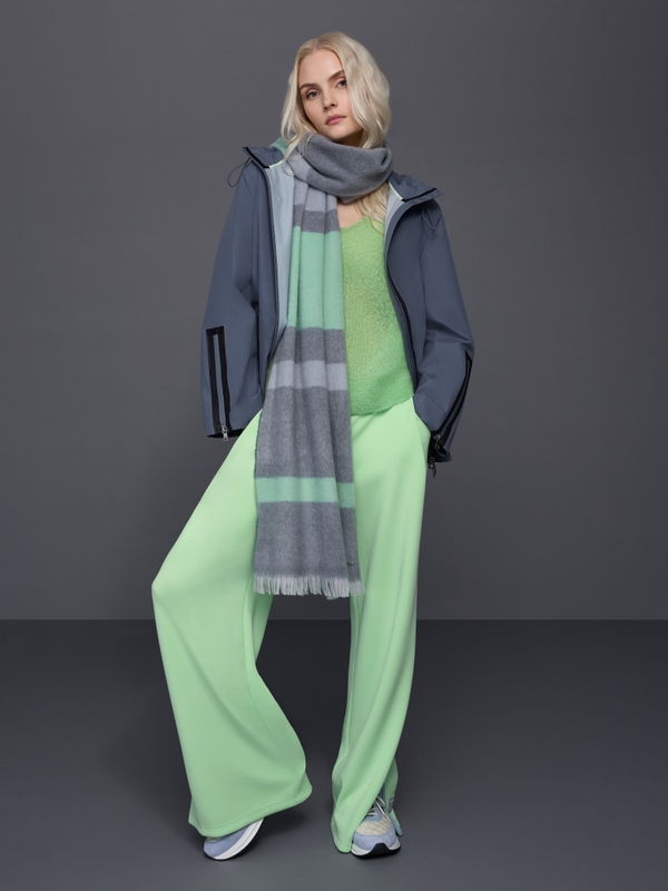 Wool scarf