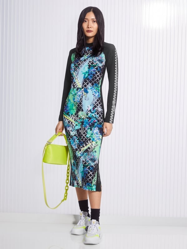 Raglankleid in Materialmix