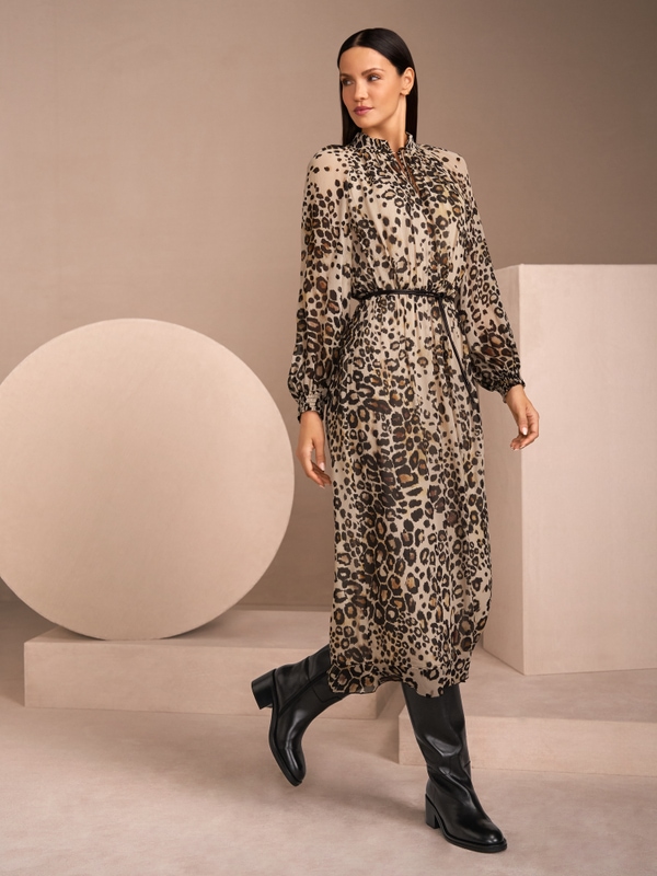 Robe longue à imprimé léopard