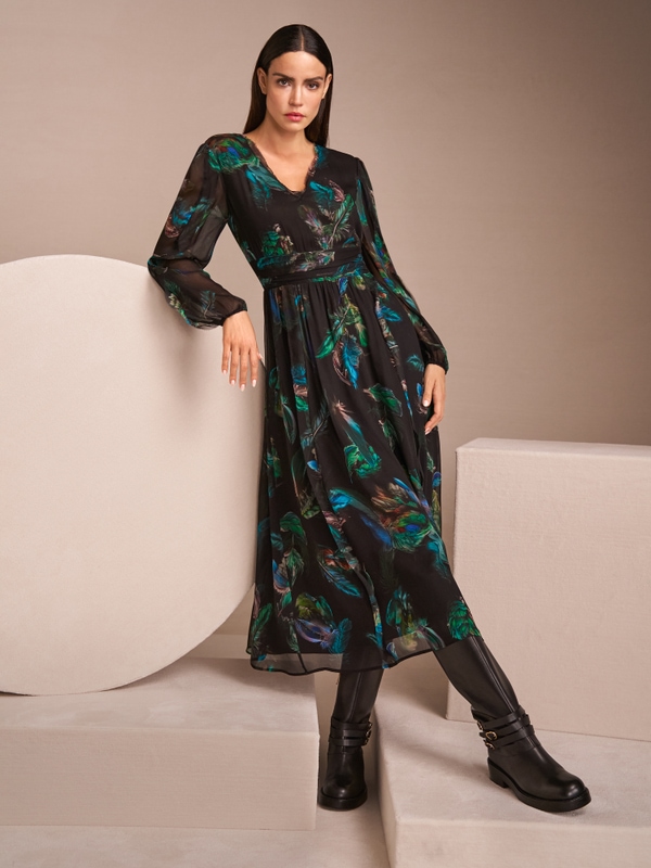 Robe en viscose avec imprimé plumes