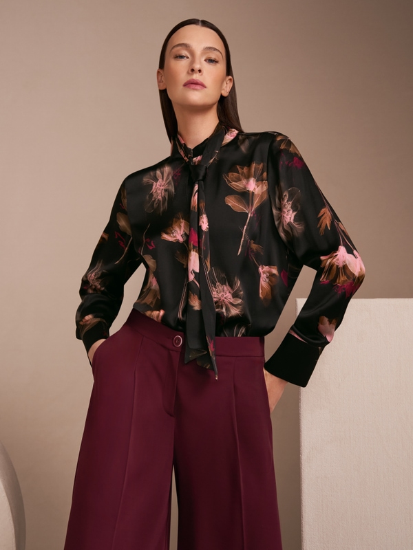 Blouse met strik en bloemenprint