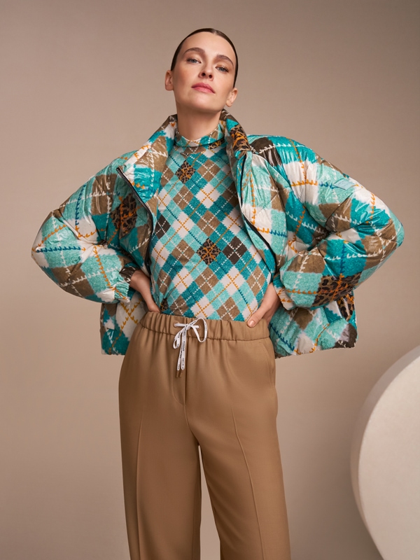 Padded argyle pattern outdoor jacket
