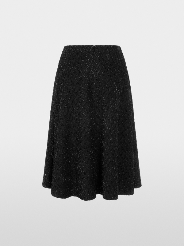 Swinging skirt with glitter details
