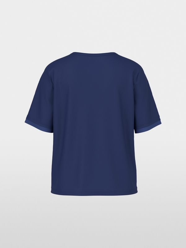 Elegant T-shirt