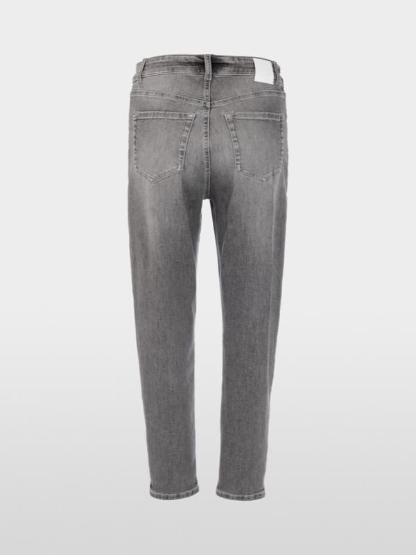 FEURA feminine fit jeans