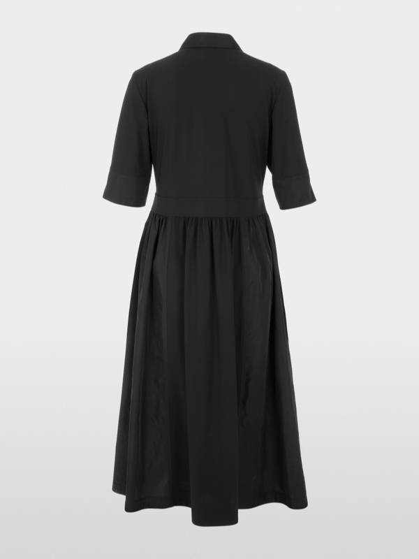 Robe mi-longue en tissu extensible