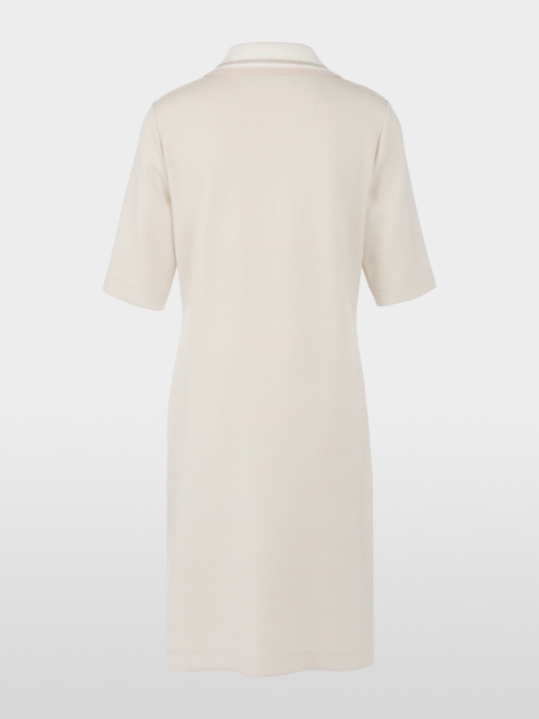Robe courte tricotée en Allemagne