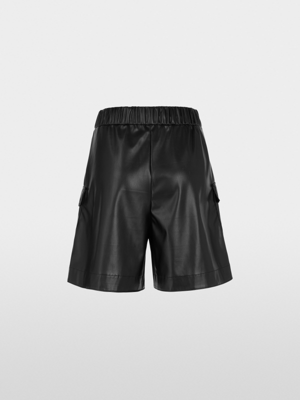 ‘Knitted in Germany’ WILLMAR shorts