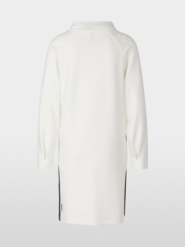 Kurzes Kleid mit  Kellerfalten