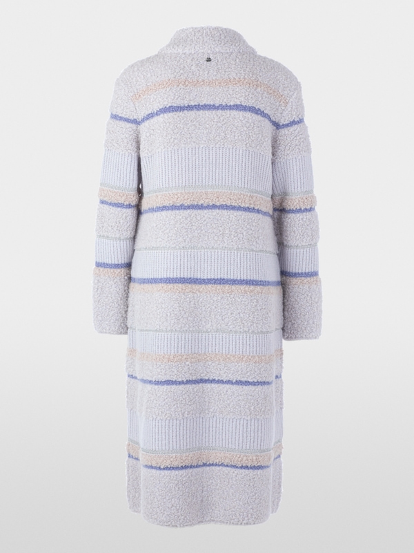 Lange gebreide jas, Knitted in Germany