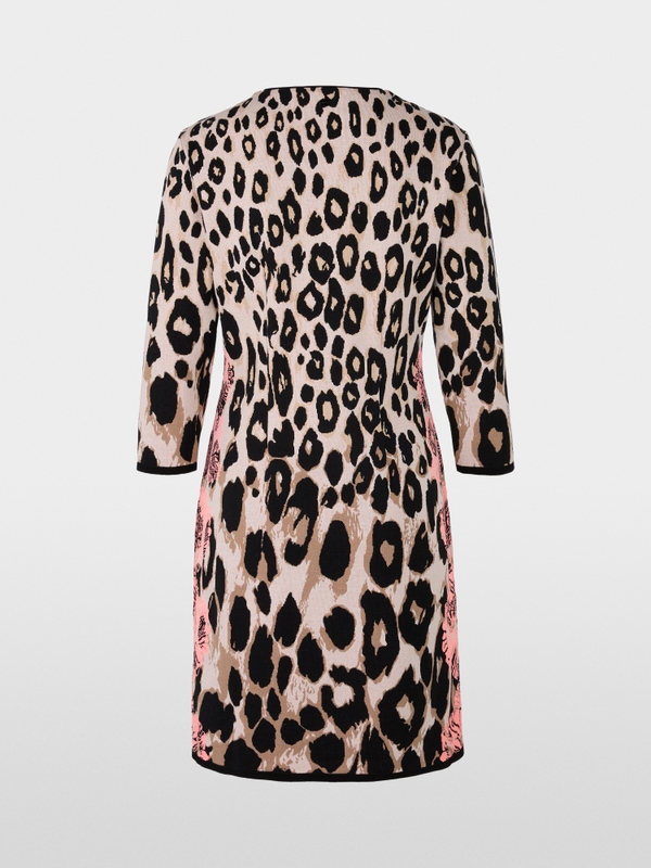 Robe à imprimé léopard floral tricotée en Allemagne