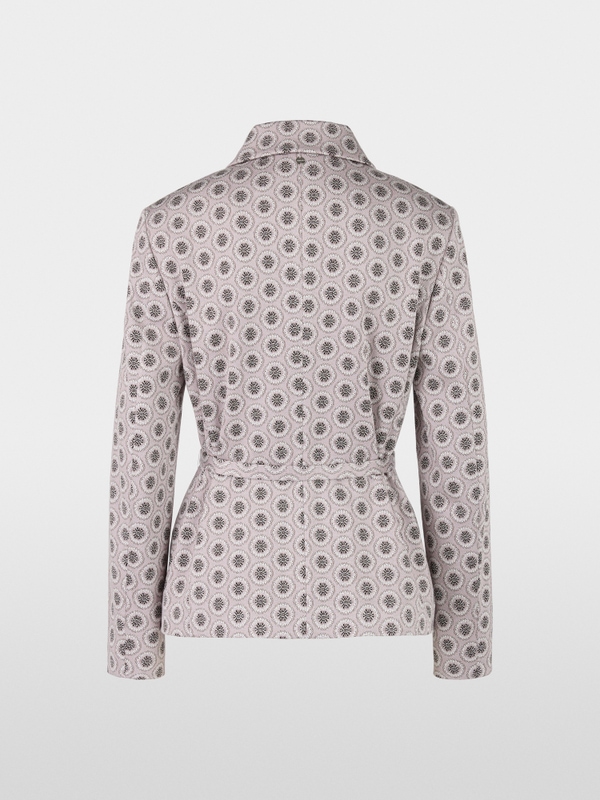 Kastenjacke mit Taillengürtel