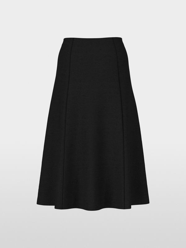 Vilten rok Knitted in Germany