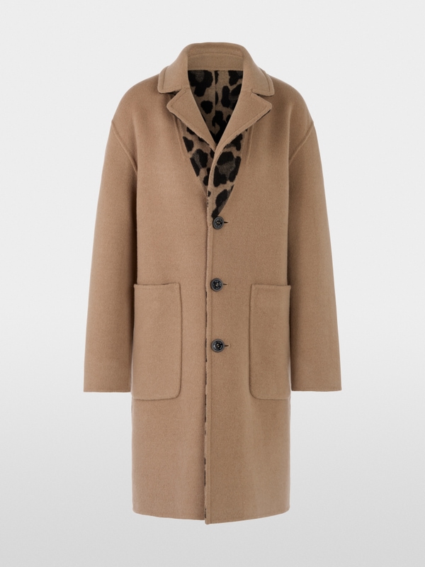 Reversible coat with leopard print