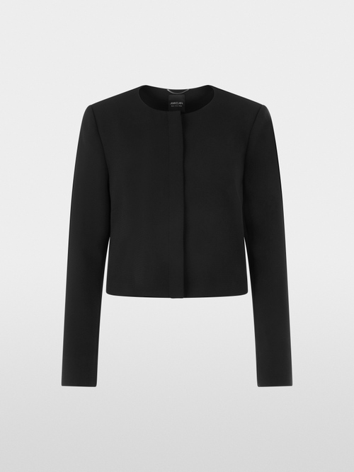 Short jacket with shoulder emphasis