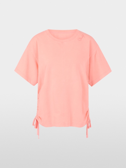 T-shirt with gathering