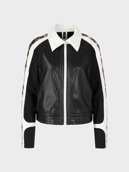 Jacket in a material mix