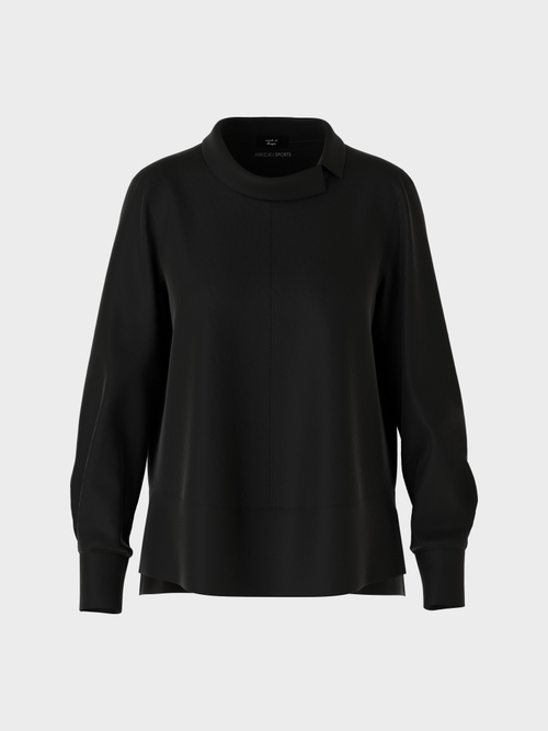 Blouse shirt with side slits