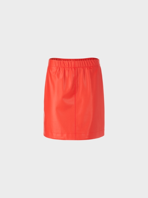 Jupe courte en cuir synthétique