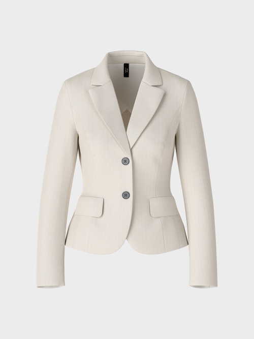 Figure-hugging blazer