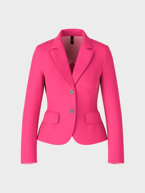 Figure-hugging blazer