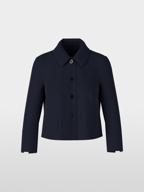 Short jacket with sleeve slits