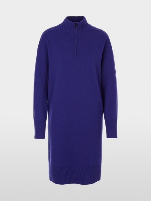 "Rethink Together" − Strick-Kleid