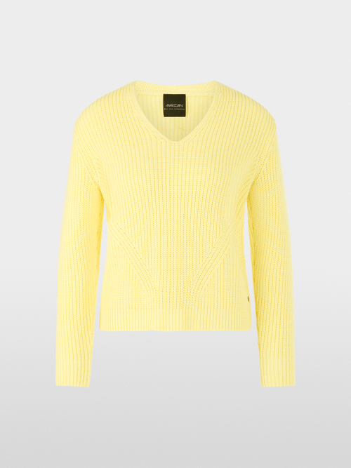Sweater avec col en V Knitted in Germany