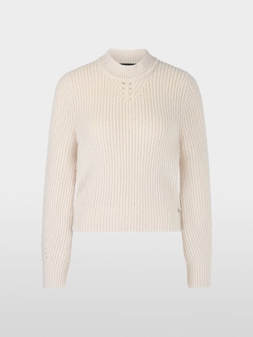 Crew-neck sweater: knitted in Germany