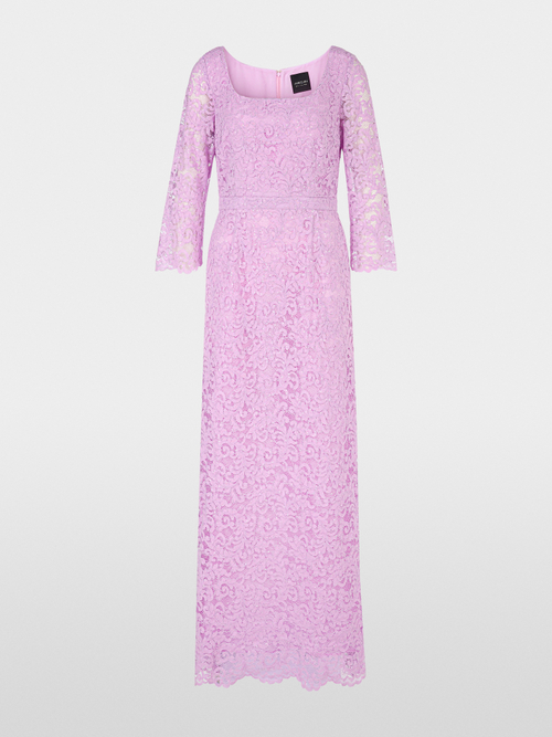 Slim maxi dress made of lace