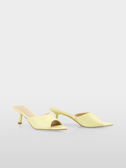 Mules with kitten heels