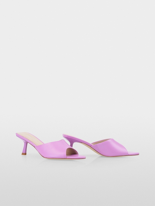 Mules with kitten heels