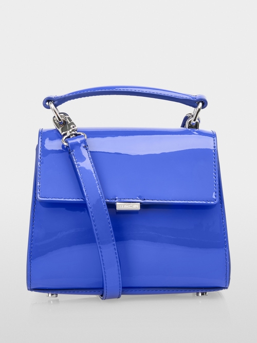 Handle bag made of patent leather