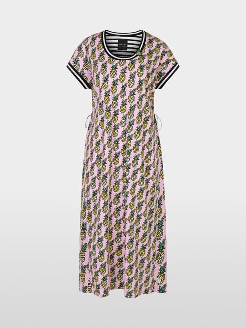 Kleid im fruchtigen Print