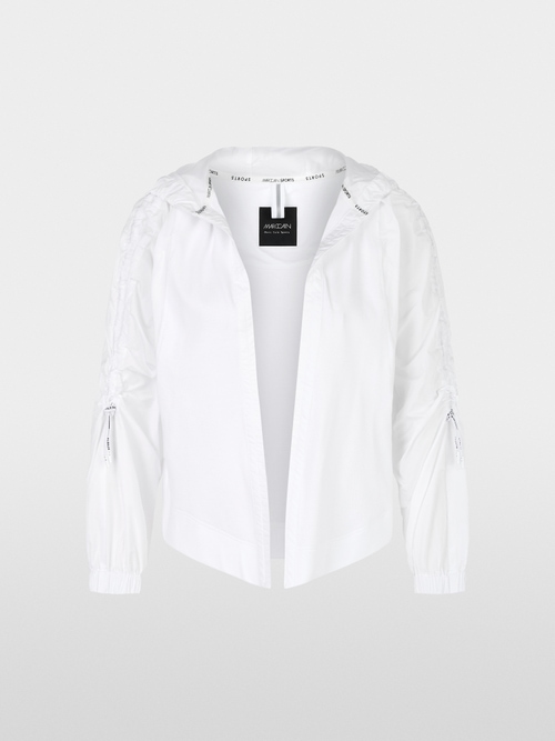 Sportive Jacke