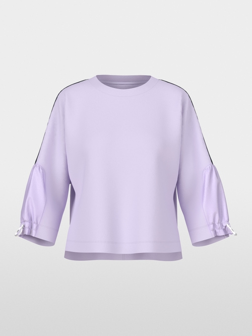 Sweatshirt with batwing sleeves