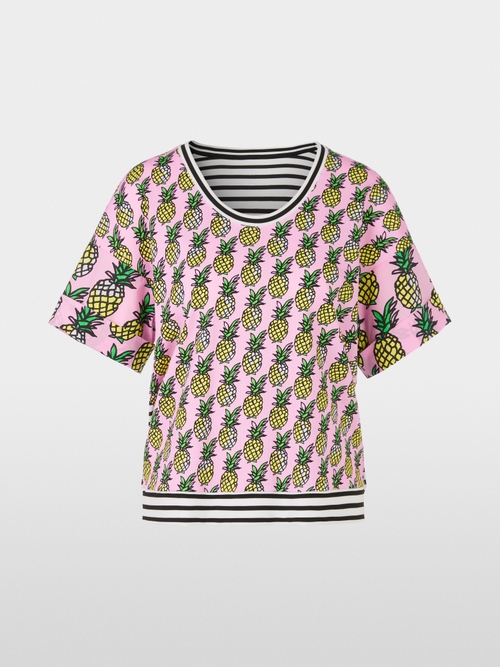 T-shirt with pineapples and stripes