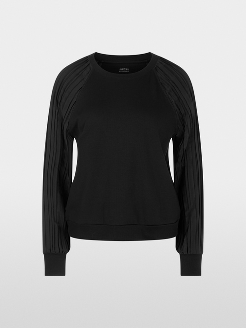 Plain blouse with pleated sleeves