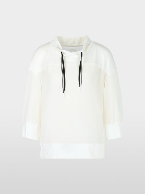 Solid blouse in mixed fabrics