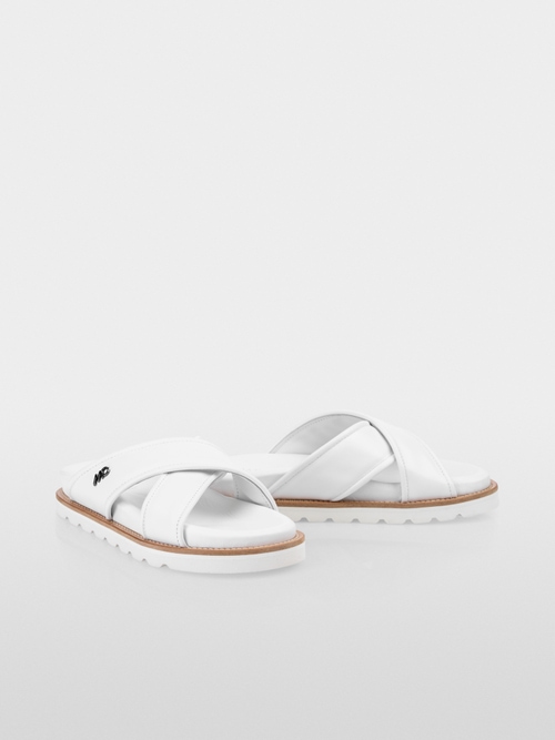 Mules with chunky soles