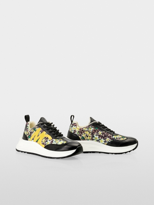 Colourful sneakers with leopard print