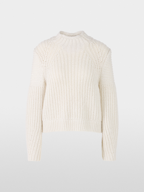 Pull brillant tricoté en Allemagne
