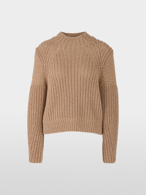 Pull brillant tricoté en Allemagne