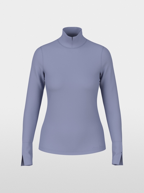 Long-sleeved T-shirt